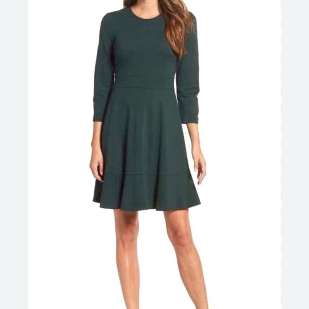 Eliza J Green Jersey Knit Skater Dress Gold Zipper Back 3/4 Sleeve‎ Size 16